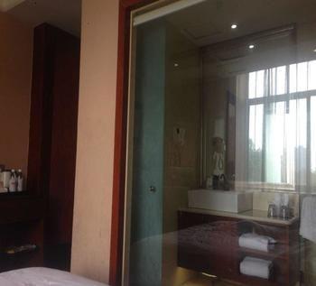 Jinjiang  Chengdu Care U Well Hotel מראה חיצוני תמונה